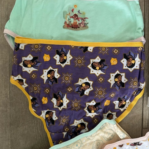 New Disney Wish Underwear Briefs 7 Pairs multimedia - Picture 7 of 10
